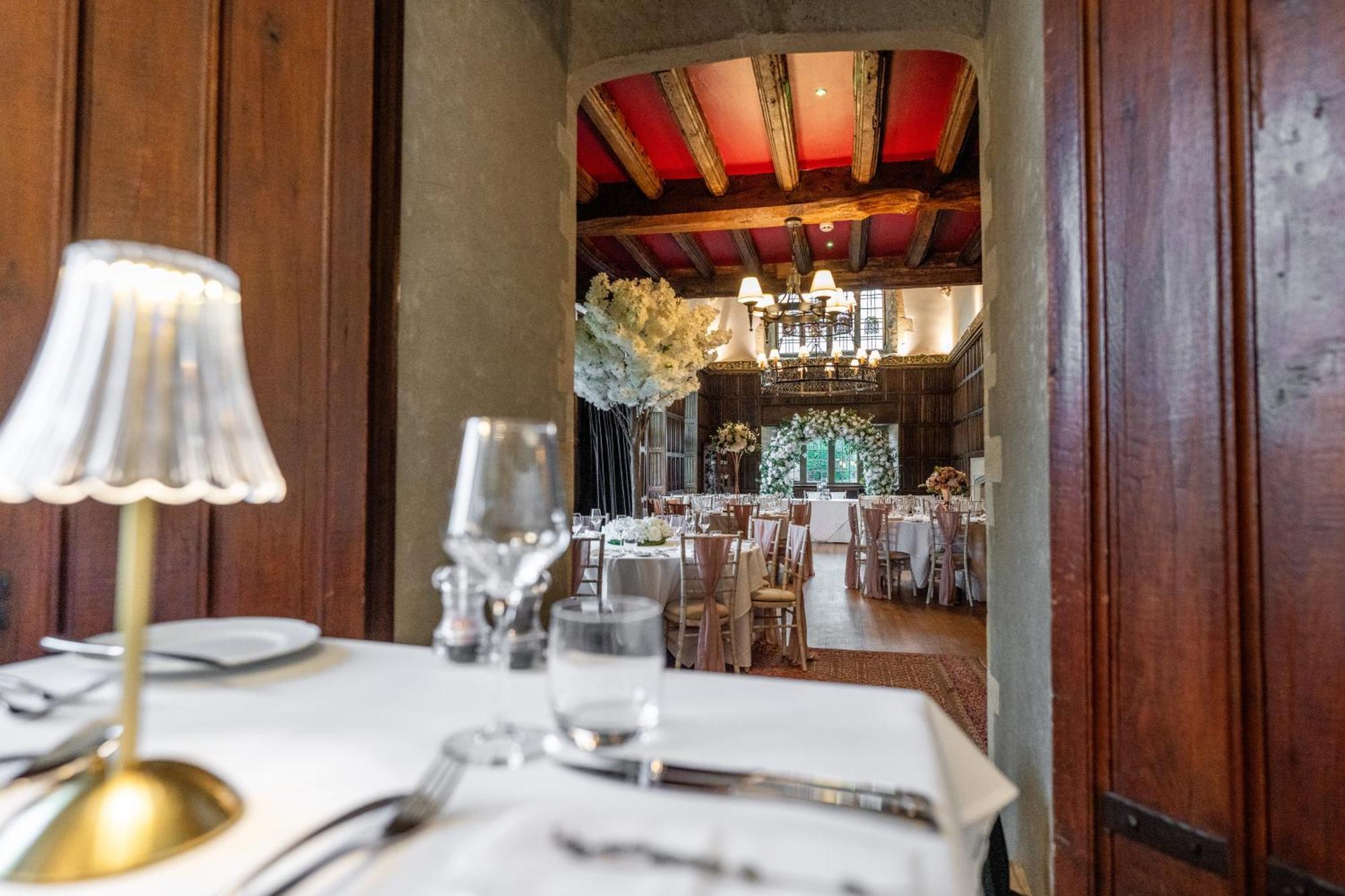 Weston Manor Hotel 外观 照片