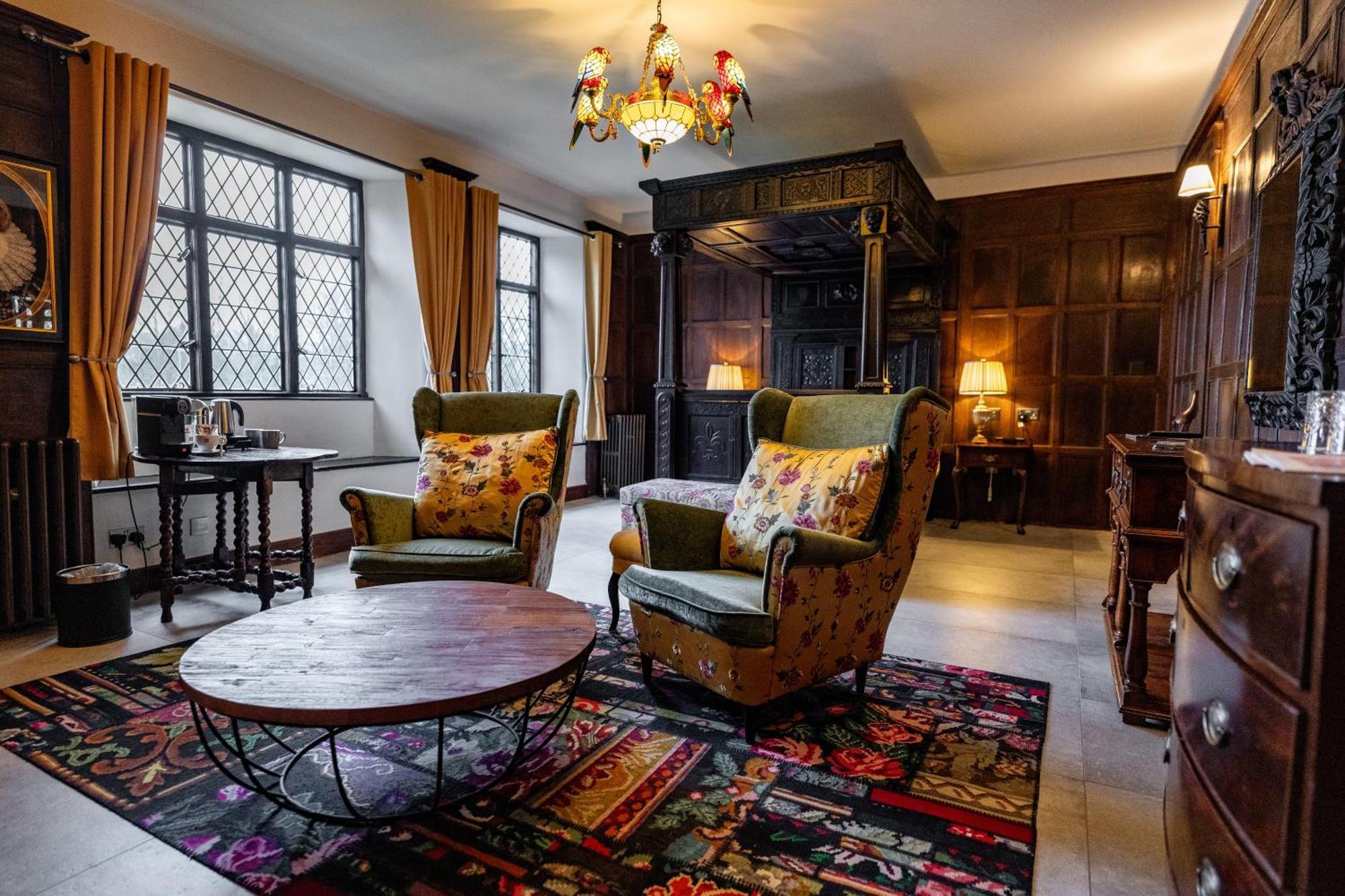 Weston Manor Hotel 外观 照片